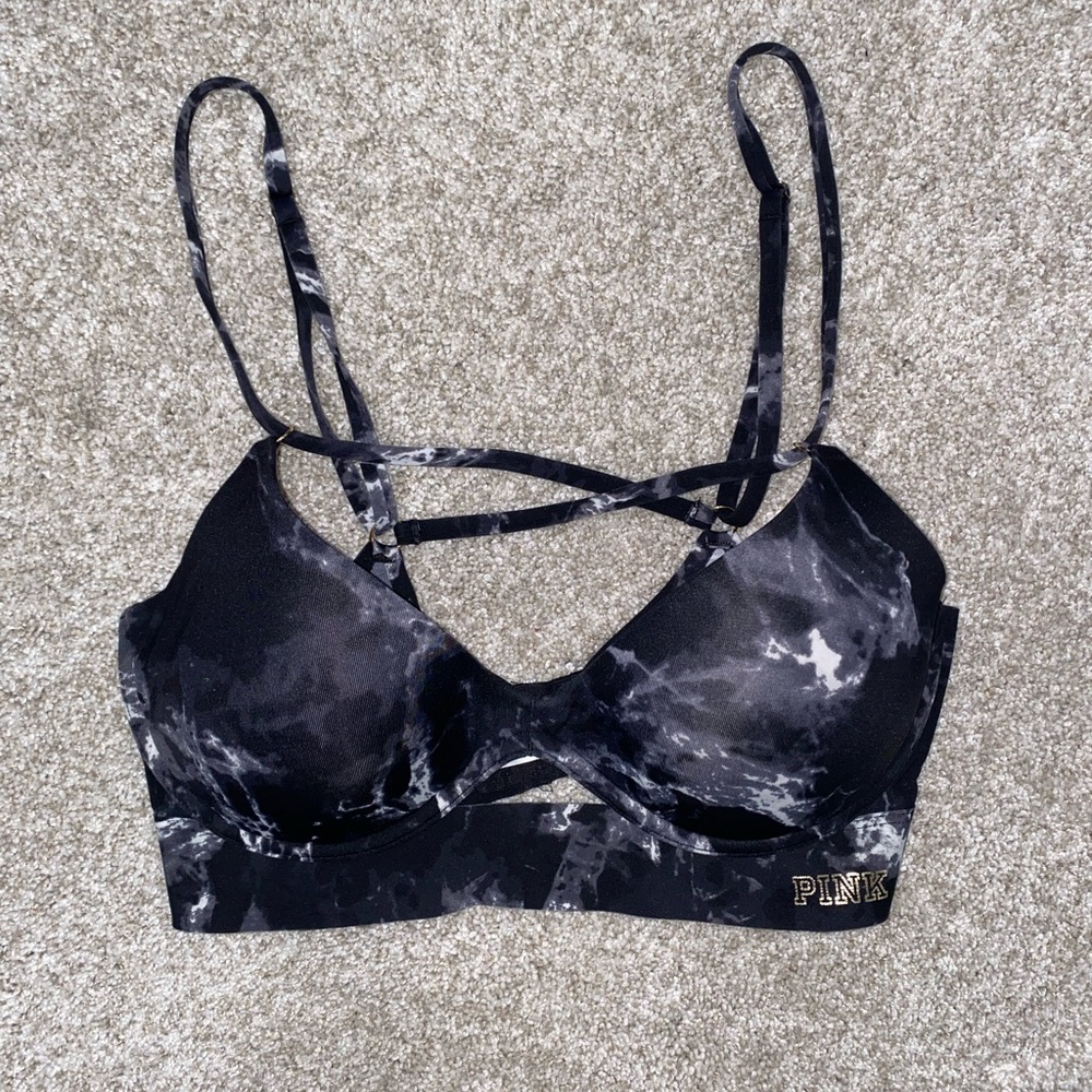 PINK BY VICTORIA’S SECRET SPORTS BRA